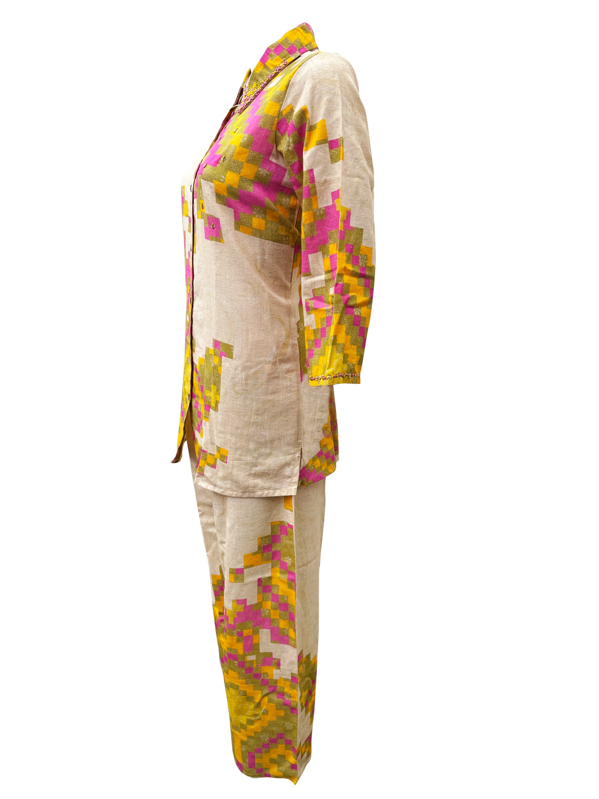 Handcrafted Cotton Co-ord Set with Embroidered Collar – Geometric Pixel Print